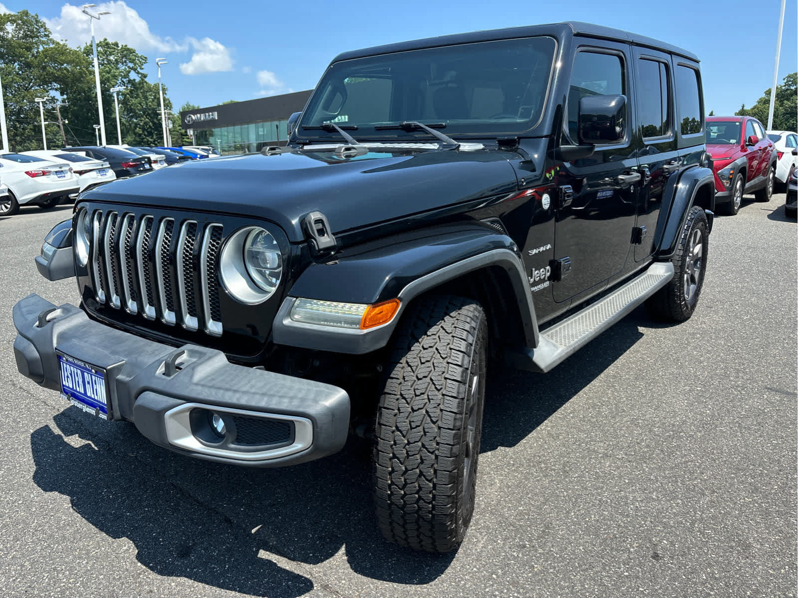 Used 2018 Jeep Wrangler Unlimited Sahara AWD/4WD image 6