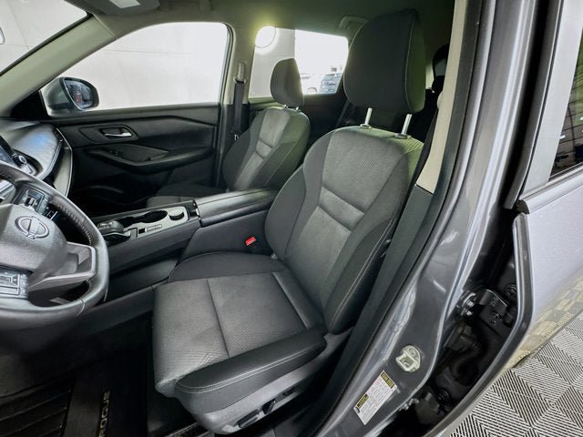 Certified 2026 Nissan Rogue SV AWD/4WD image 16