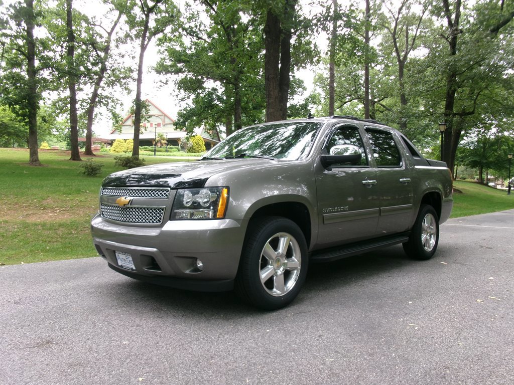 Used 2012 Chevrolet Avalanche LS w/ All-Star Edition AWD/4WD image 1