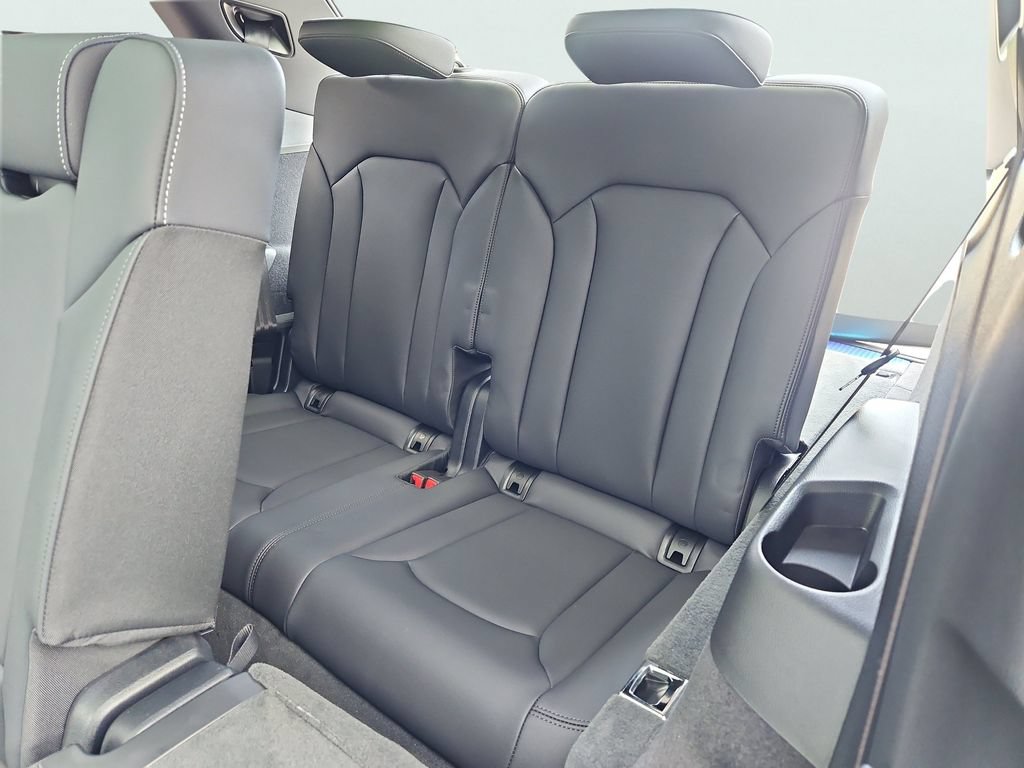 New 2026 Audi Q7 Premium Plus AWD/4WD image 24