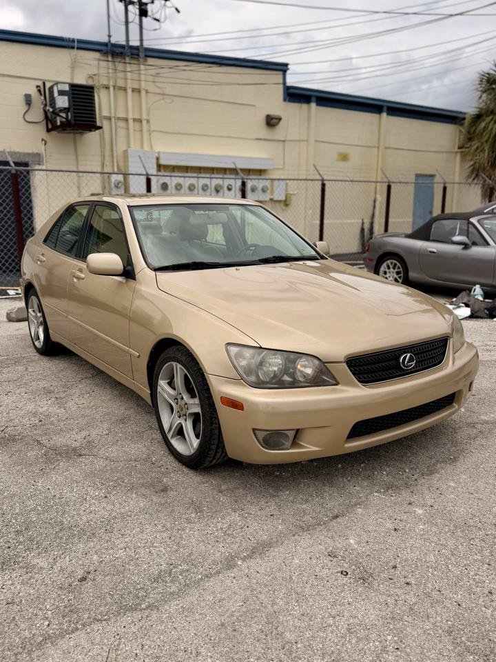 Used 2004 Lexus IS 300 RWD image 5
