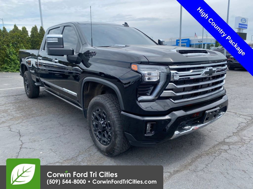 Used 2024 Chevrolet Silverado 2500 High Country w/ High Country Premium Package AWD/4WD image 1