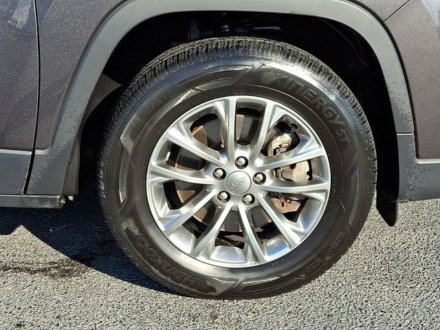 Used 2020 Jeep Cherokee Latitude Lux w/ Quick Order Package 26H Lux AWD/4WD image 11