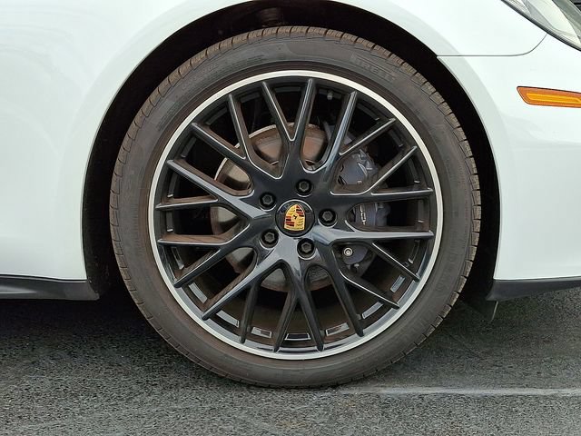 Certified 2023 Porsche Panamera 4 Platinum Edition AWD/4WD image 12