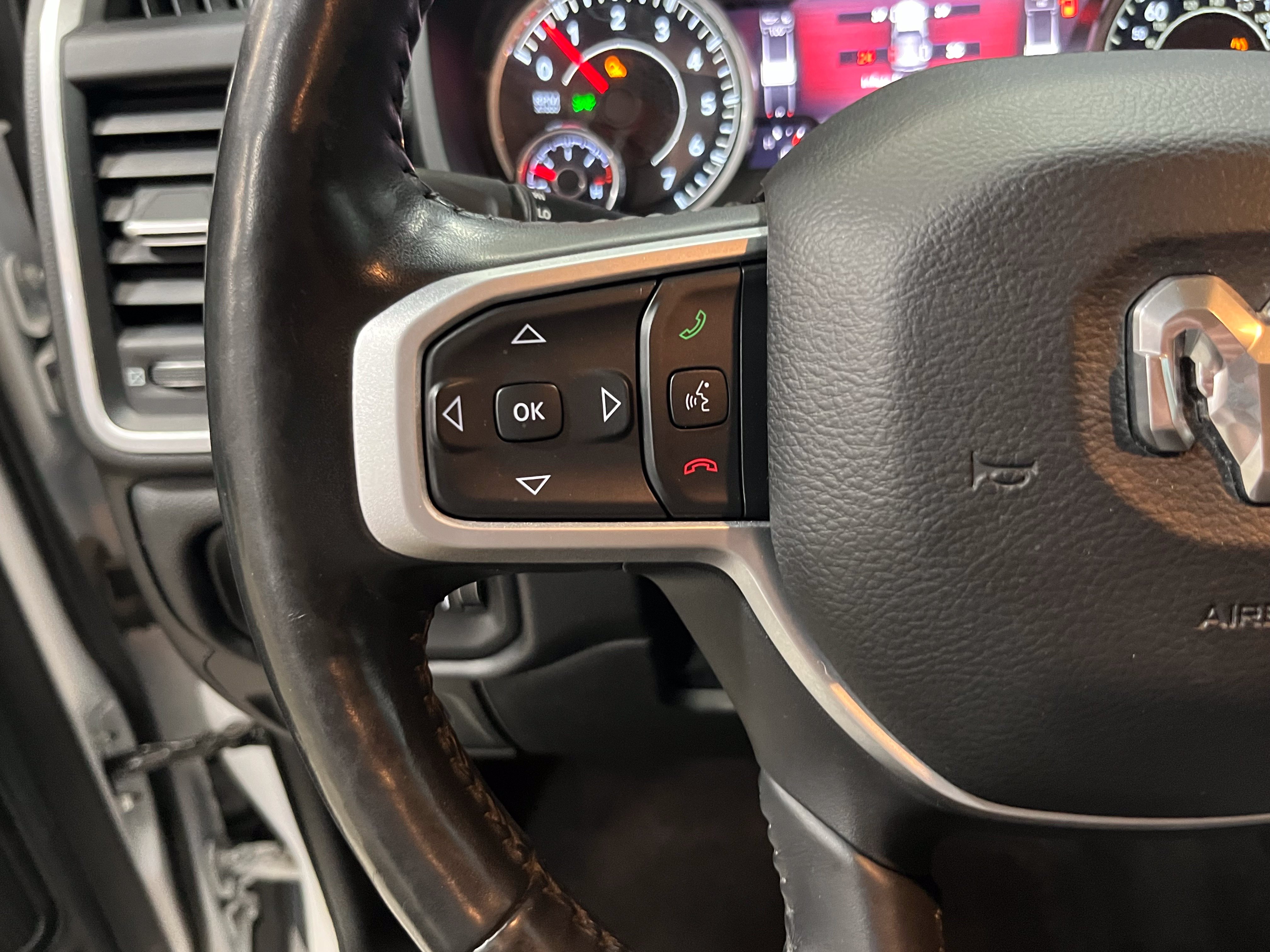 Used 2020 RAM 1500 Big Horn AWD/4WD image 12