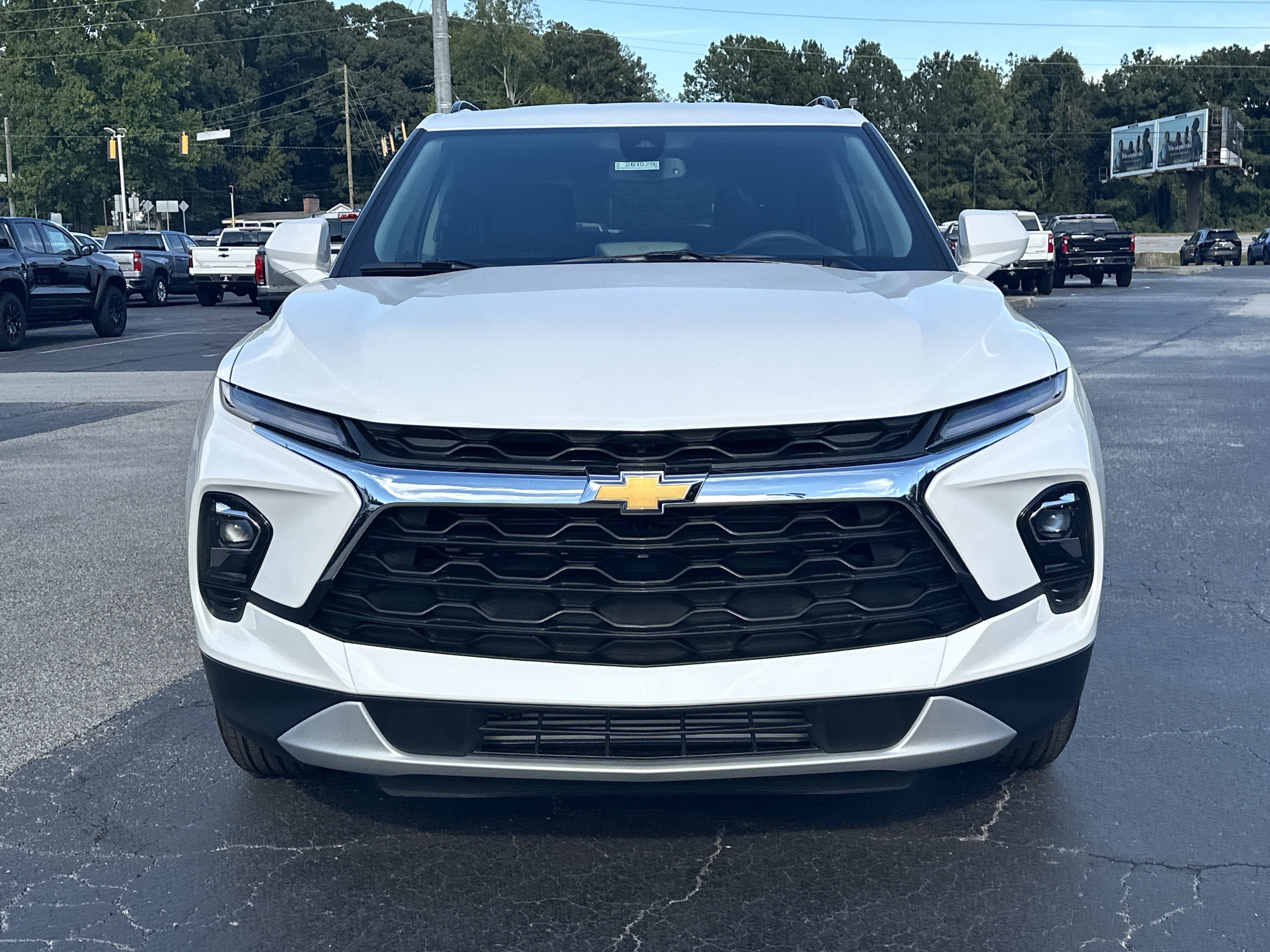New 2026 Chevrolet Blazer LT w/ Convenience Package FWD image 3