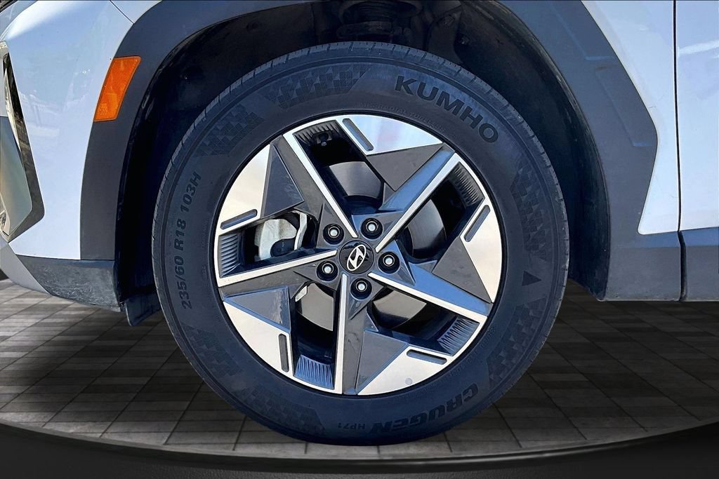 Used 2025 Hyundai Tucson SEL FWD image 26
