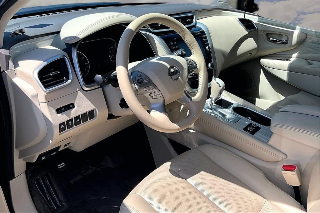 Used 2018 Nissan Murano Platinum w/ Cargo Package FWD image 17