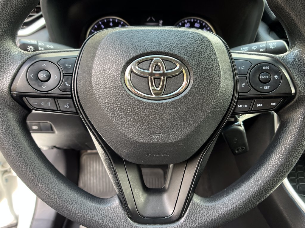 Used 2019 Toyota RAV4 LE w/ All Weather Liner Package AWD/4WD image 14