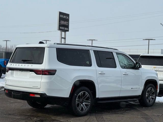 Used 2024 Jeep Wagoneer L Series II w/ Flexible Seating Group image 40