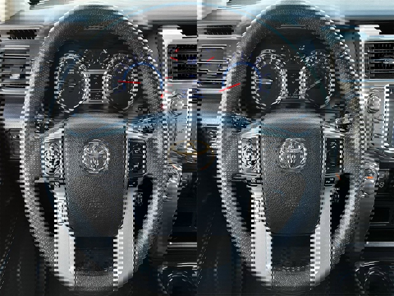 Used 2017 Toyota 4Runner SR5 image 11