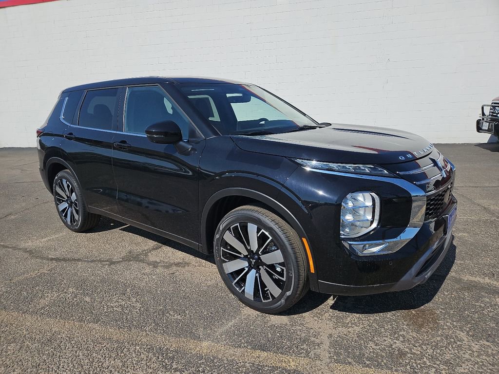 New 2025 Mitsubishi Outlander SE