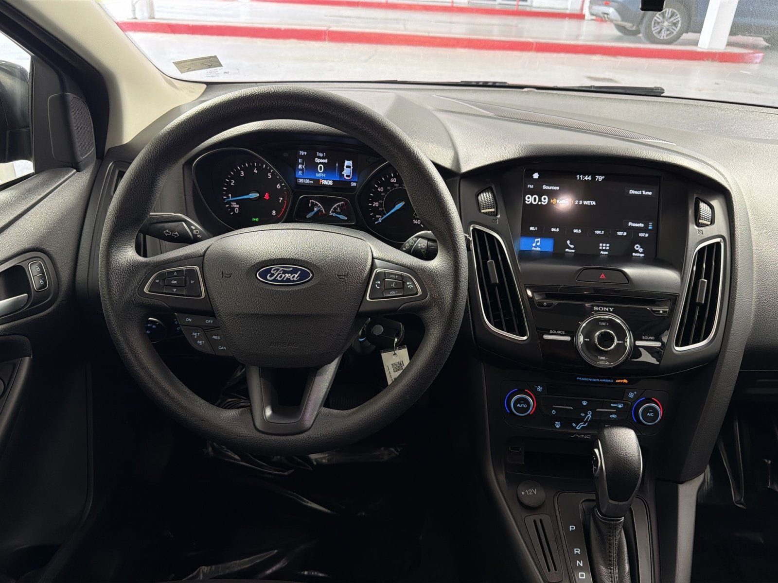 Used 2018 Ford Focus SEL FWD image 16