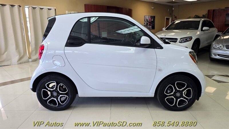 Used 2018 smart fortwo electric drive RWD image 6