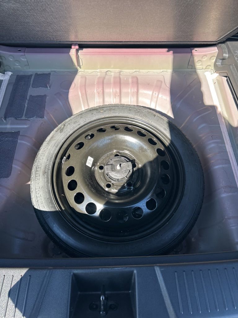 Used 2024 Chevrolet Trax RS w/ Sunroof Package image 12