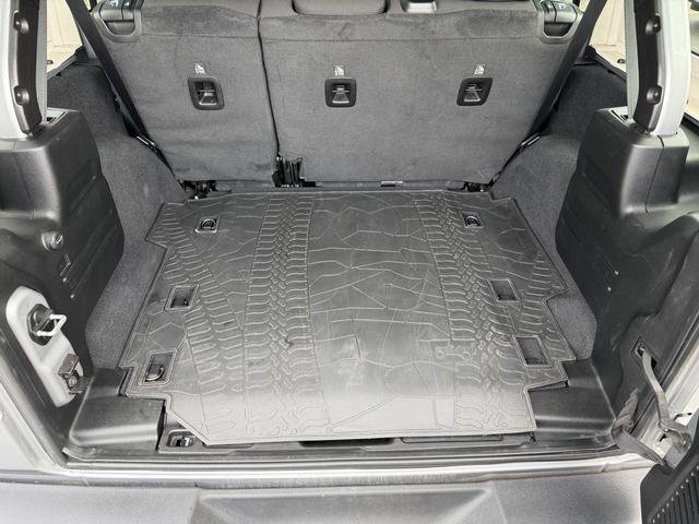 Used 2020 Jeep Wrangler Unlimited Sport S image 13