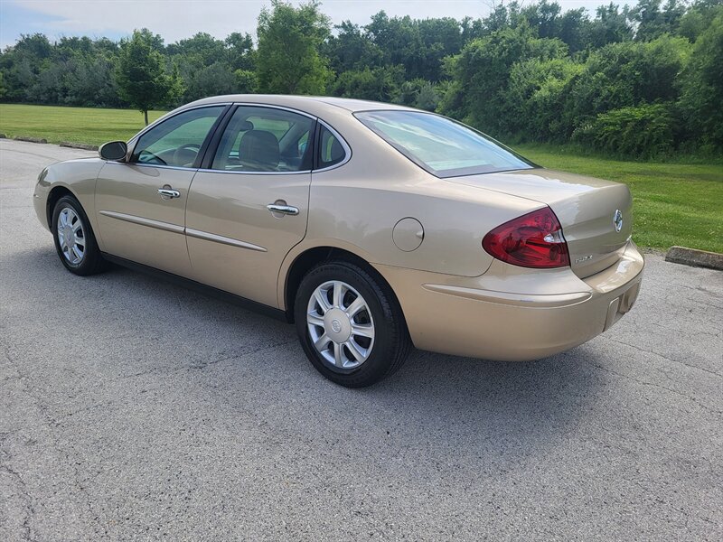 Used 2005 Buick LaCrosse CX FWD image 4