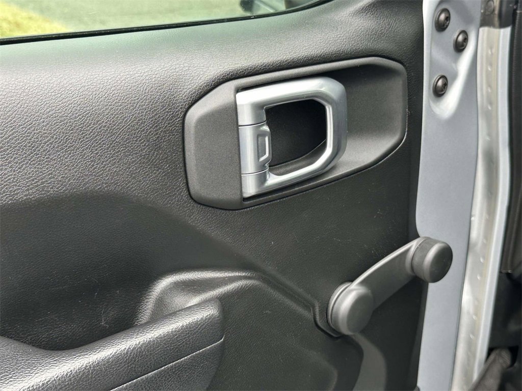 Used 2022 Jeep Wrangler Unlimited Sport image 18