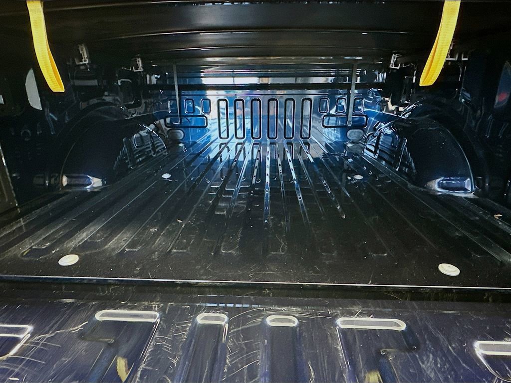 Used 2023 Ford F150 Lightning XLT image 33