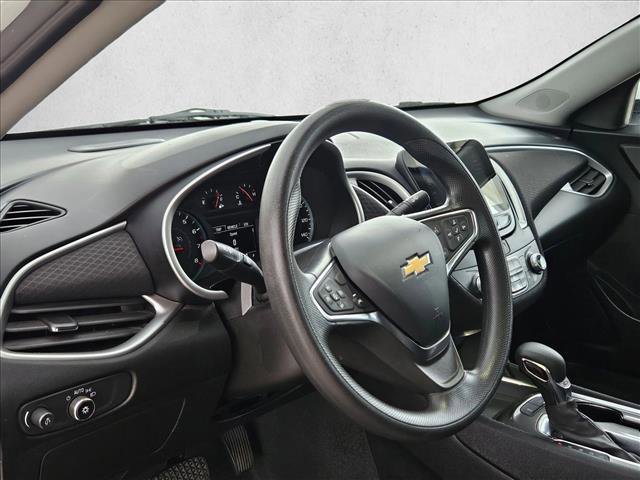 Used 2024 Chevrolet Malibu LT image 9