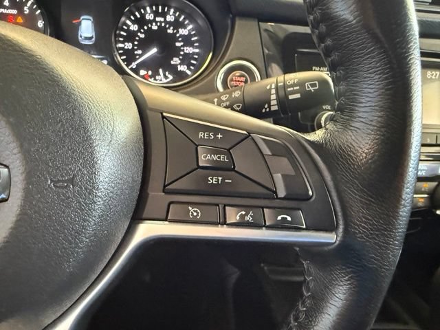 Used 2017 Nissan Rogue SV FWD image 17