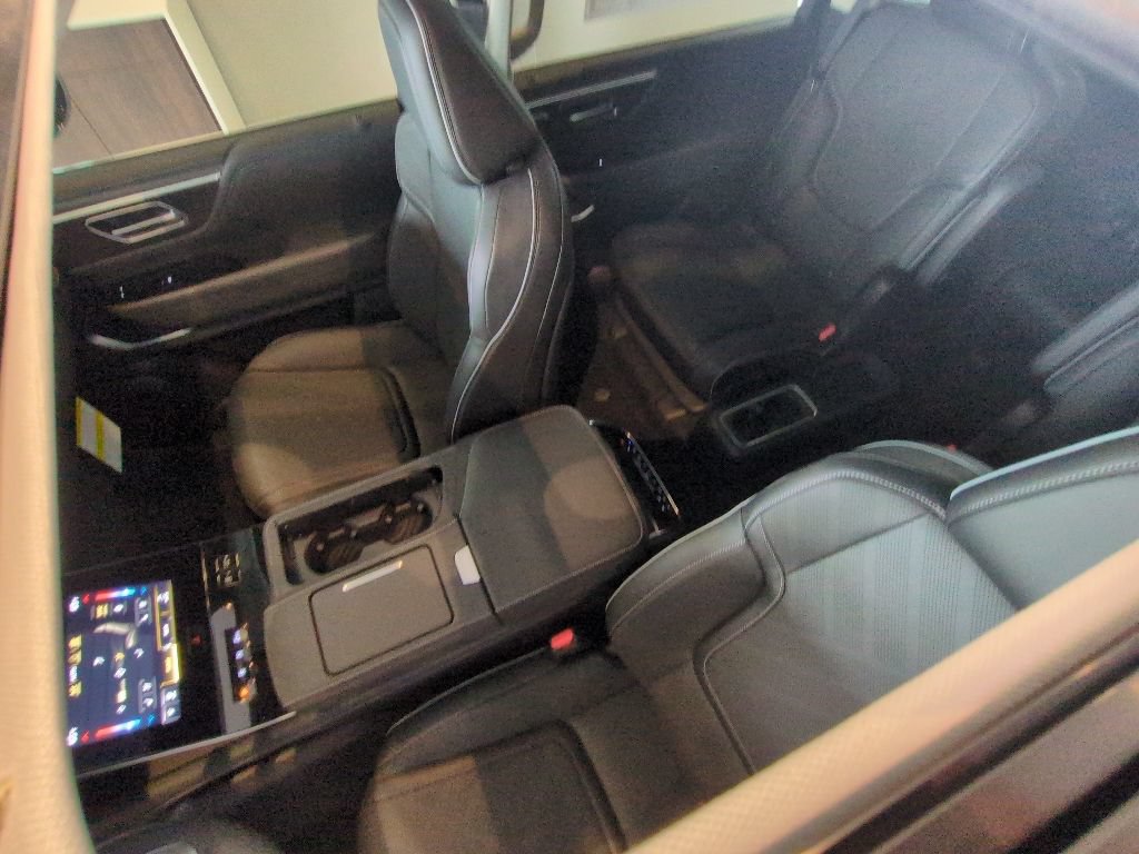 New 2026 INFINITI QX80 Luxe RWD image 10
