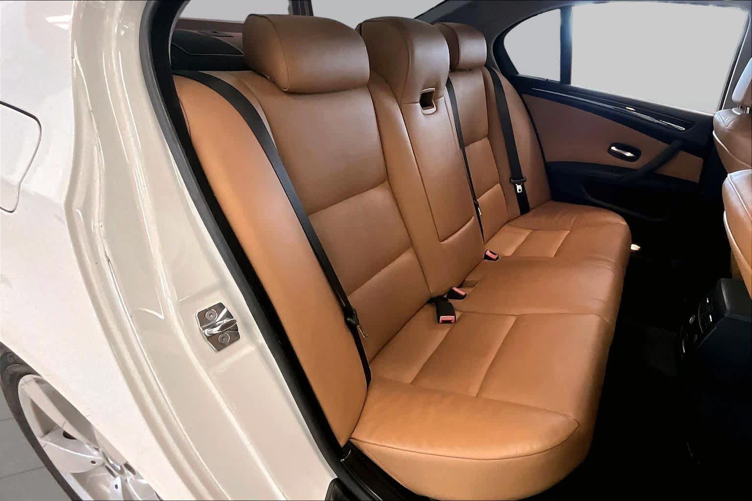 Used 2008 BMW 528xi Sedan AWD/4WD image 18