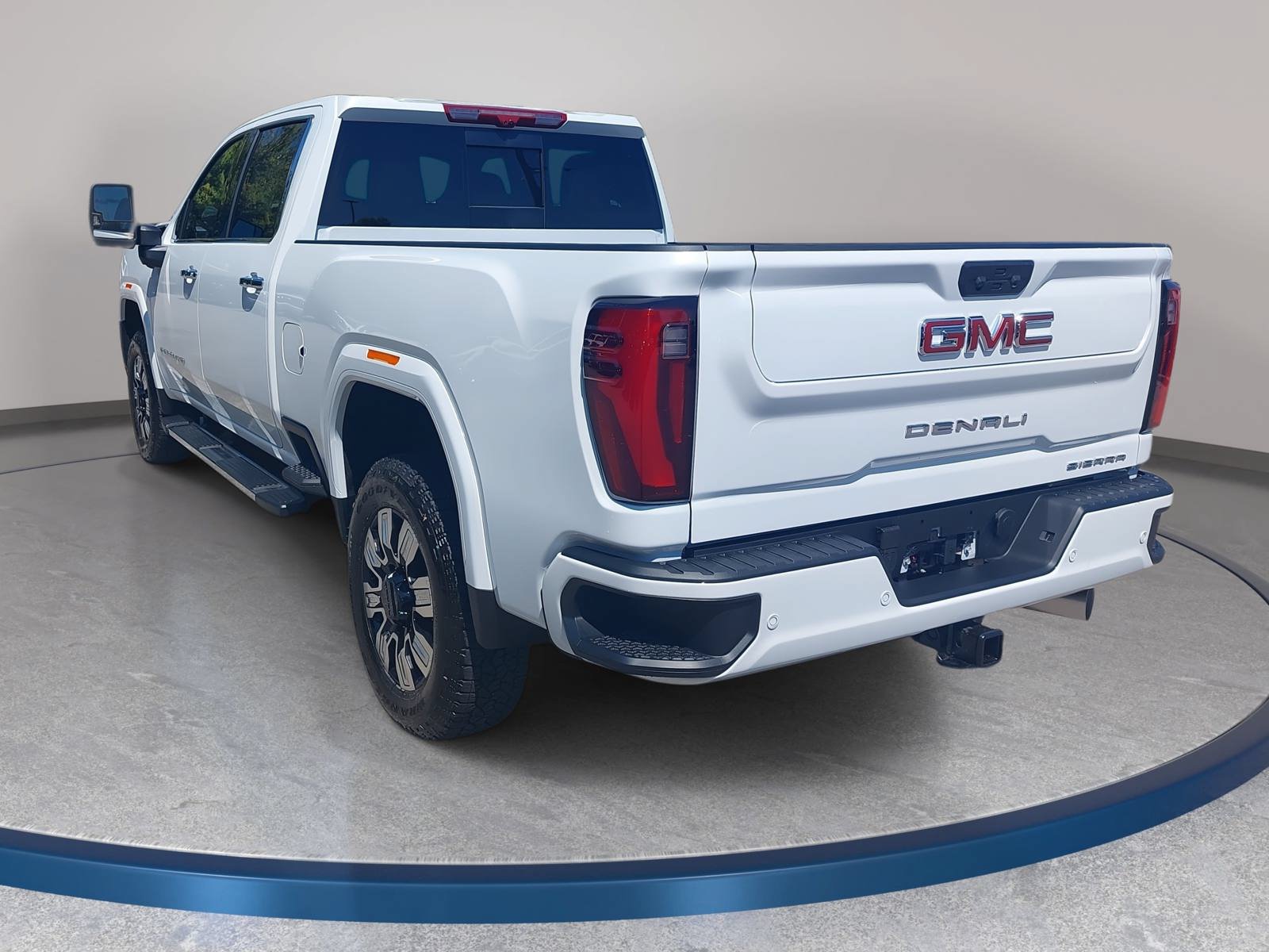 New 2026 GMC Sierra 2500 Denali w/ Denali Reserve Package AWD/4WD image 7