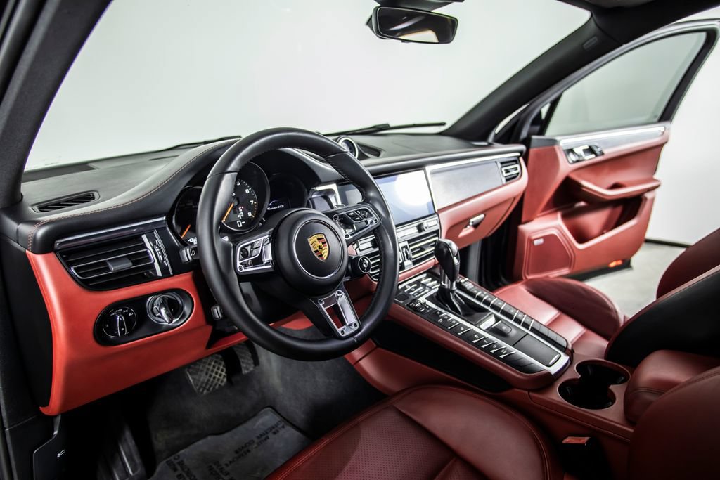 Used 2021 Porsche Macan GTS AWD/4WD image 4