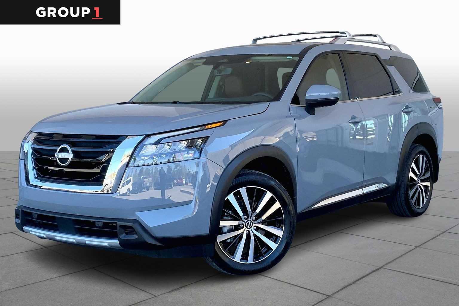 Used 2025 Nissan Pathfinder Platinum w/ Cargo Package image 1
