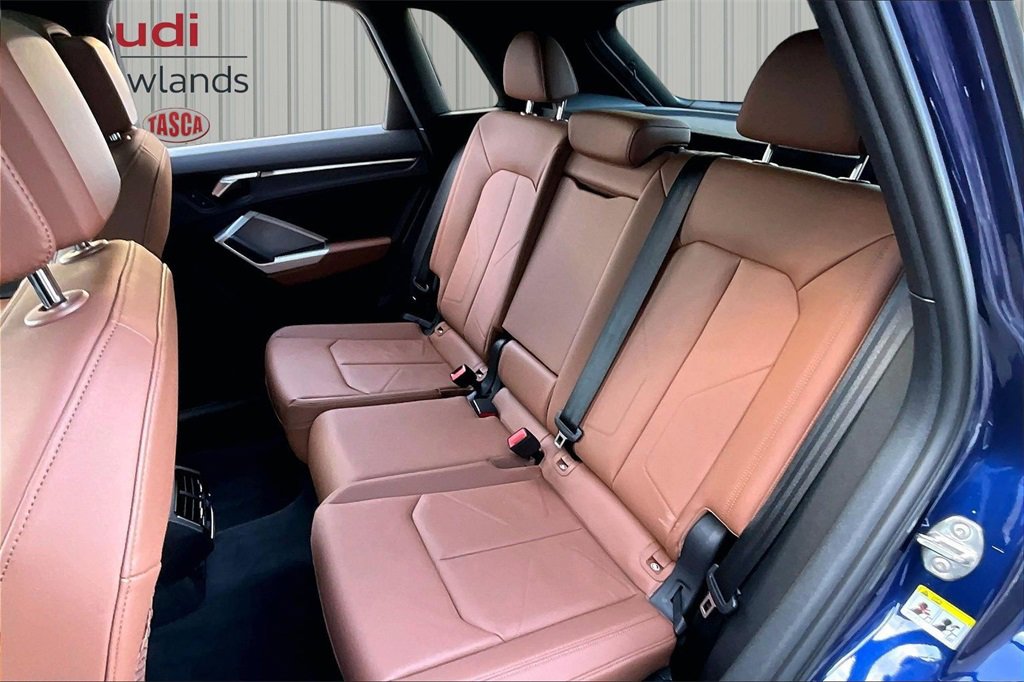 Used 2025 Audi Q3 2.0T Premium w/ Convenience Package image 22
