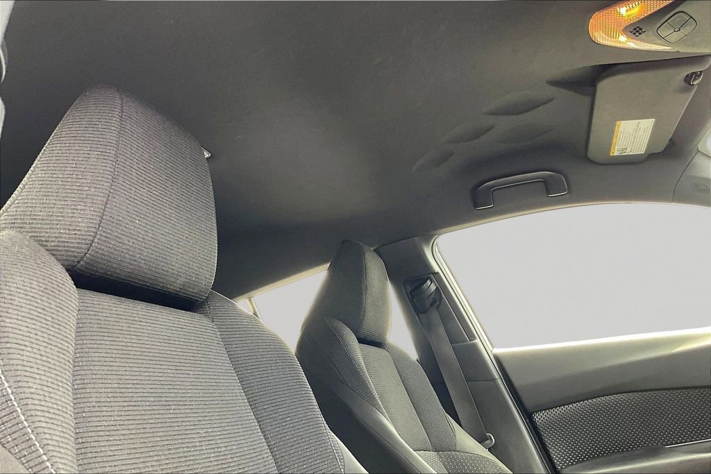Used 2019 Toyota C-HR LE FWD image 26