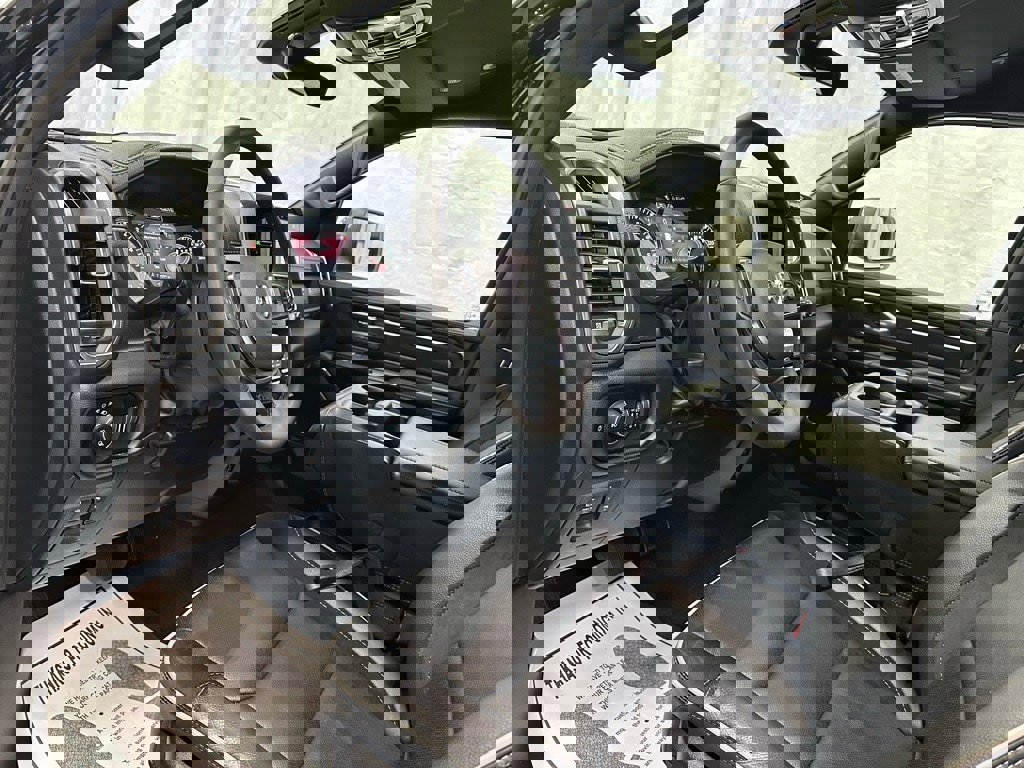 Used 2025 RAM 1500 Laramie image 16