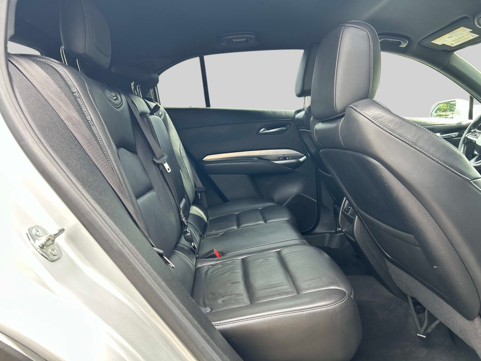 Used 2020 Cadillac XT4 Premium Luxury FWD image 18
