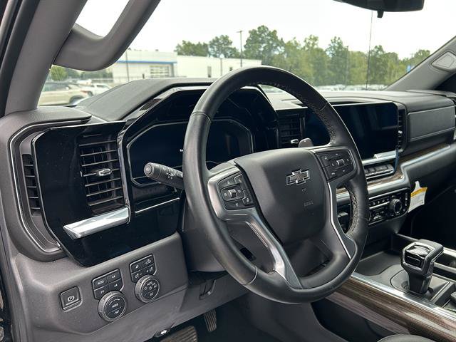 Certified 2024 Chevrolet Silverado 1500 LT Trail Boss w/ LT Trail Boss Premium Package AWD/4WD image 19