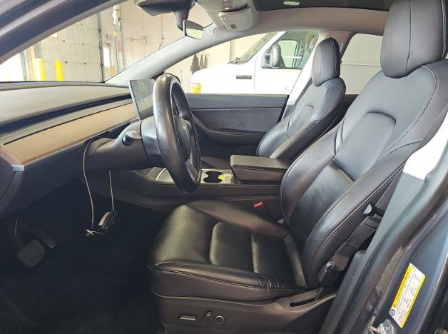 Used 2021 Tesla Model Y Long Range AWD/4WD image 5