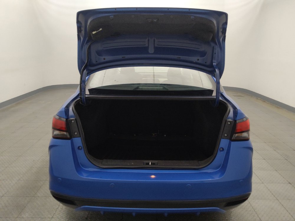 Used 2021 Nissan Versa SV FWD image 29
