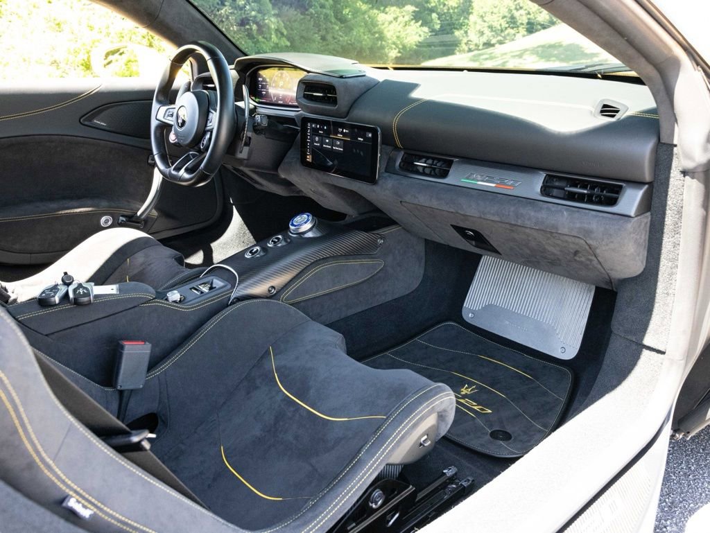 Used 2022 Maserati MC20 Coupe RWD image 50