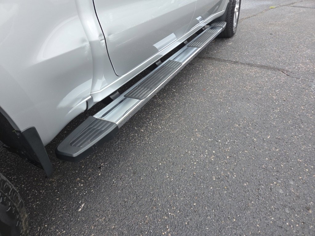 Used 2022 Chevrolet Silverado 1500 LTZ image 8