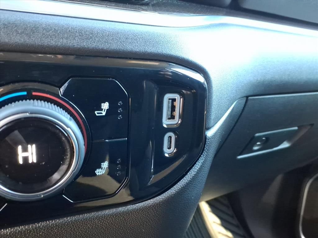 Used 2025 Chevrolet Silverado 1500 LT image 22