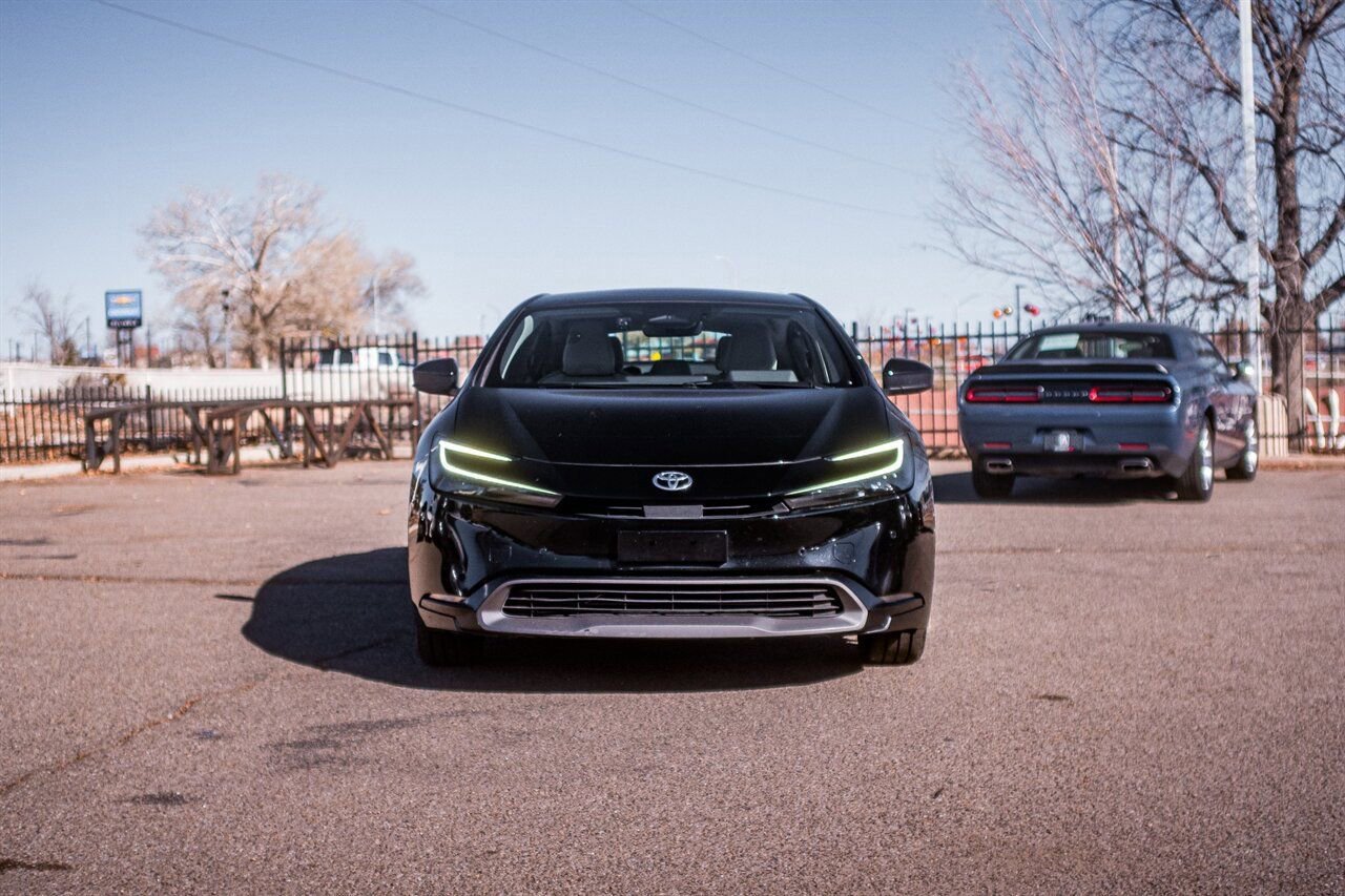 Used 2024 Toyota Prius XLE image 2