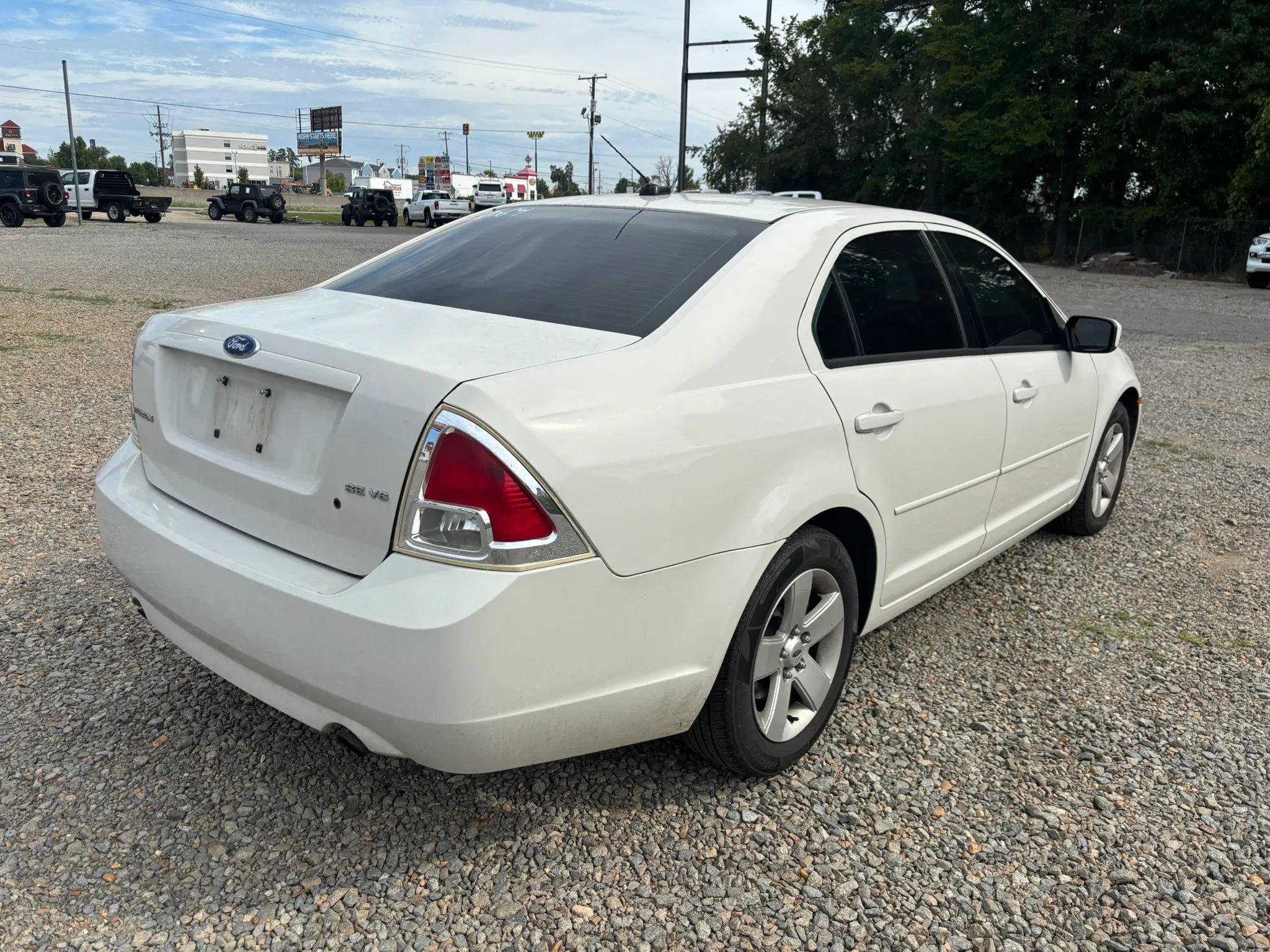 Used 2008 Ford Fusion SE FWD image 4
