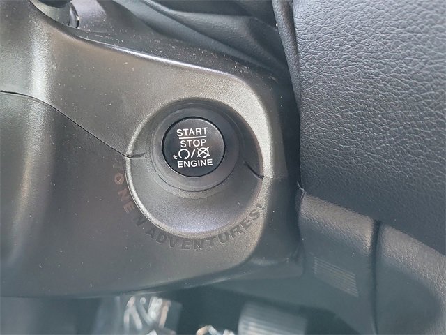 Used 2020 Jeep Renegade Limited image 24