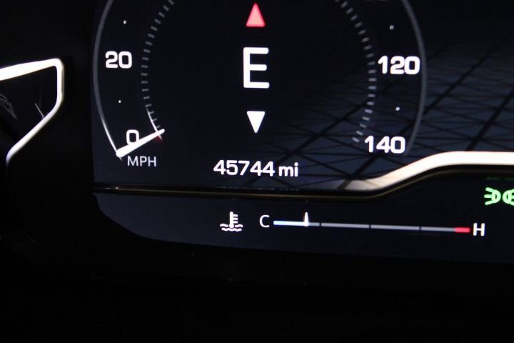 Used 2023 GMC Yukon Denali Ultimate image 6