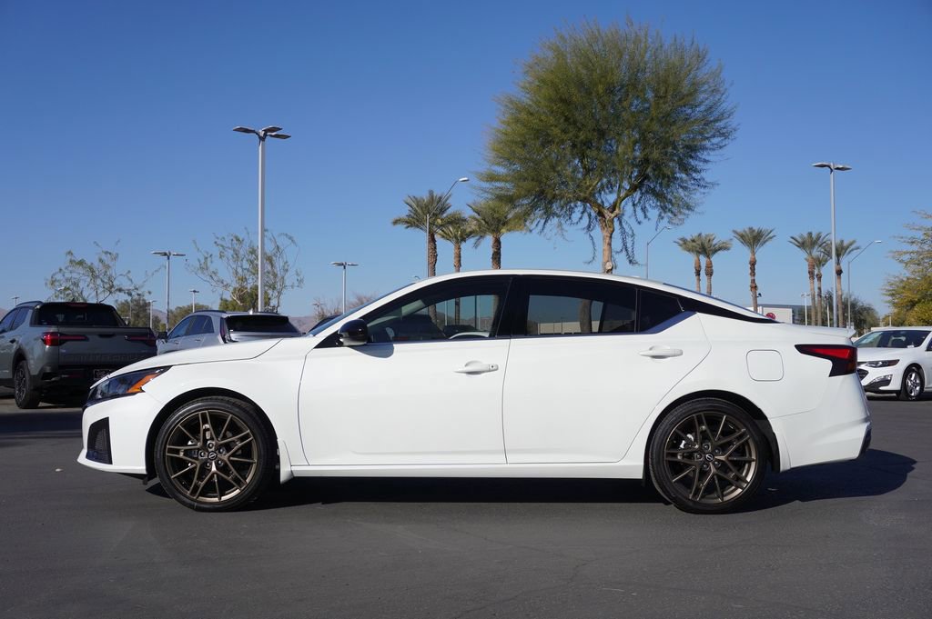 Certified 2025 Nissan Altima 2.5 SR image 2