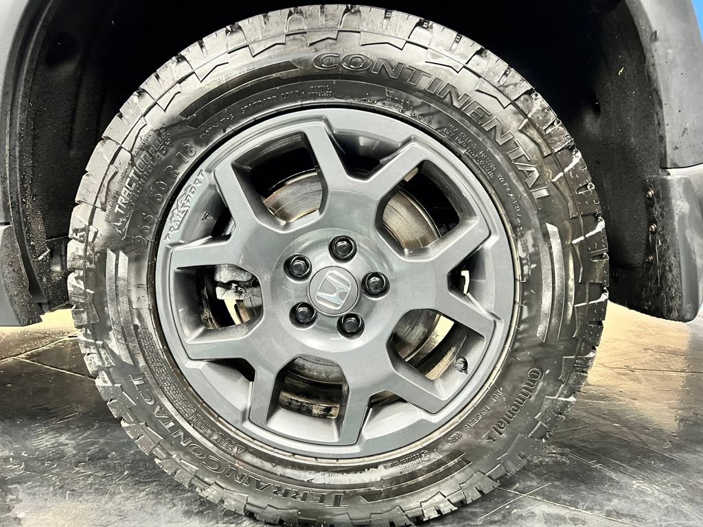 Used 2025 Honda Pilot TrailSport image 26