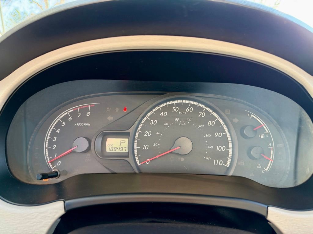 Used 2014 Toyota Sienna L image 27