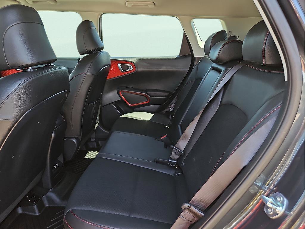 Used 2024 Kia Soul GT-Line FWD image 8