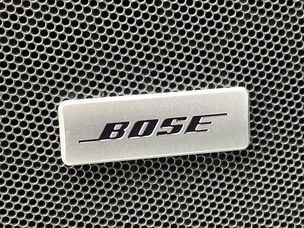 Used 2021 Chevrolet Tahoe Premier w/ Premium Package image 25