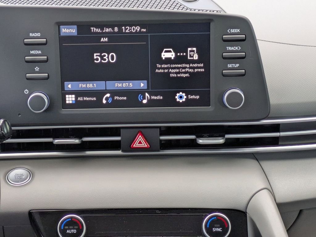 New 2025 Hyundai Elantra Sport image 22